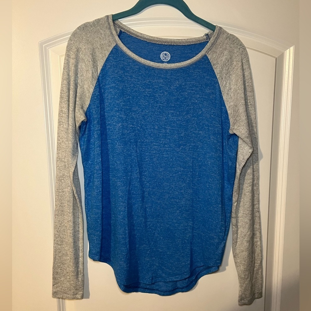 SO baseball shirt size XS (fits like a s/m)